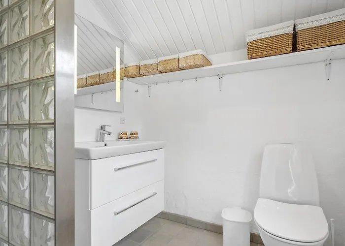 3 Bedroom Awesome In Hurup Thy *